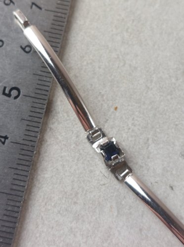 Bracelet, décor strass, en argent massif