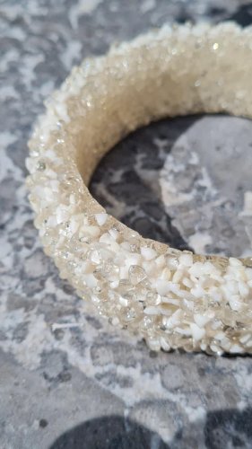 Bracelet des années 70 en perspex granité