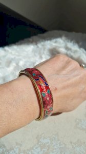 Bracelet  émaillé vintage fleuri et papillons