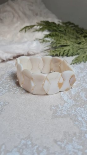 Bracelet en nacre vintage