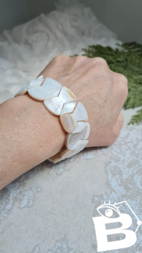 Bracelet en nacre vintage