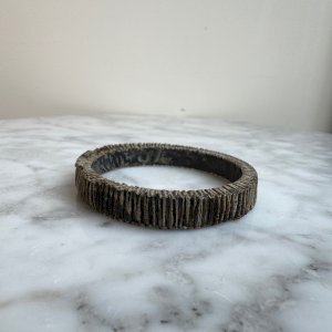 Bracelet en Talosel XXe dans le goût de Line Vautrin M3716