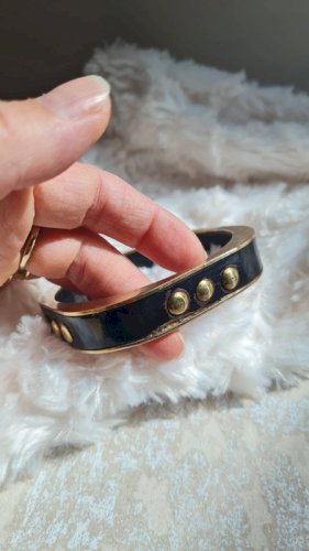 Bracelet ethnique ancien en laiton et corne