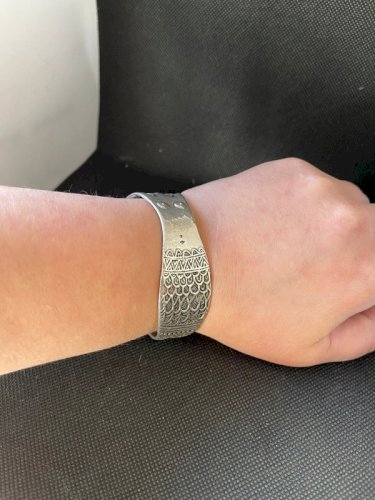 Bracelet manchette Toulhoat en argent