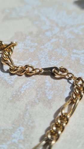 Bracelet plaqué or avec une Breloque Ourson