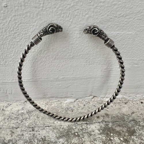 Bracelet souple torsadée bélier unisexe vintage ancien argent massif