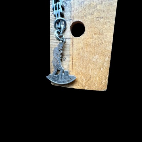 Bracelet vers 1925 Breloque soldat unisexe gourmette vintage ancien collection