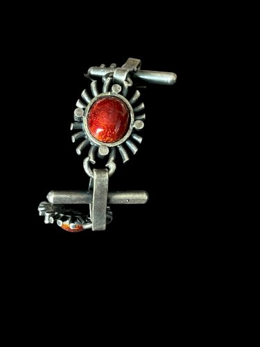 Bracelet vintage vers 1970 Brutaliste émaillé soleil, floral, design, rétro