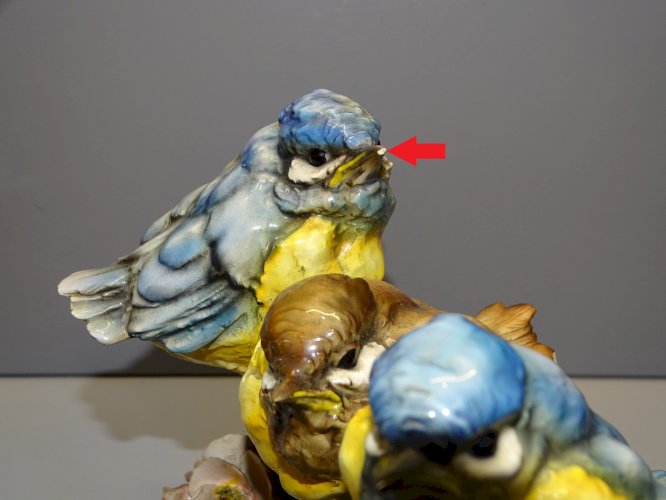 -BRANCHE BARBOTINE 5 OISEAUX DONT 4 MESANGES BLEUES MADE IN ITALY capodimoté?