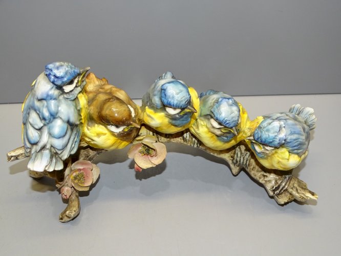 -BRANCHE BARBOTINE 5 OISEAUX DONT 4 MESANGES BLEUES MADE IN ITALY capodimoté?