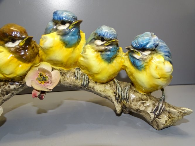 -BRANCHE BARBOTINE 5 OISEAUX DONT 4 MESANGES BLEUES MADE IN ITALY capodimoté?