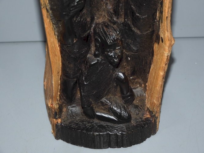 -BRANCHE BOIS SOMBRE SCULPTEE PERSONNAGES CHINOIS COLLECTION CHINE ASIE   D