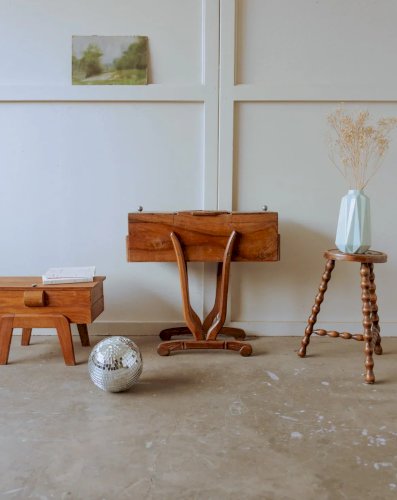 Brigitte, la grande travailleuse en bois N°150