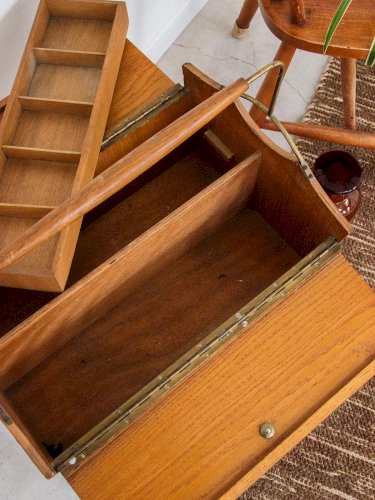 Brigitte, la travailleuse en bois N°105