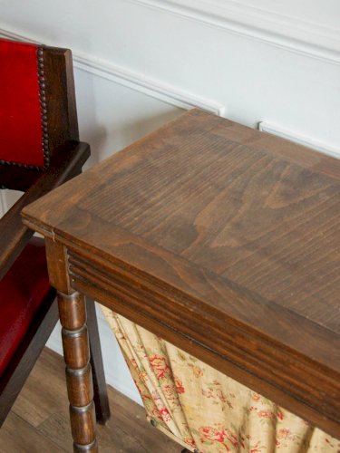 Brigitte, la travailleuse en bois N°129