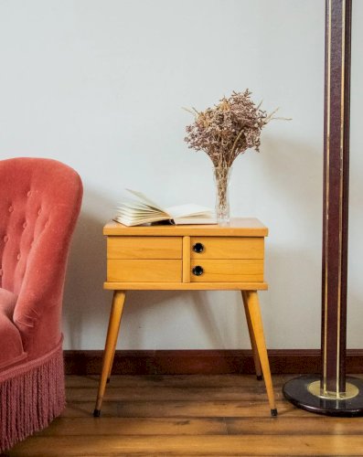 Brigitte, la travailleuse en bois N°143