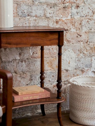 Brigitte, la travailleuse en bois N°37