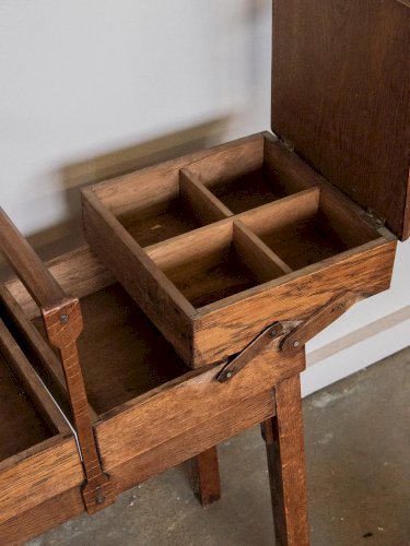 Brigitte, la travailleuse en bois N°73