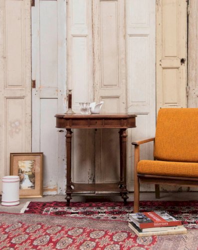 Brigitte, la travailleuse haute Louis XVI N°144