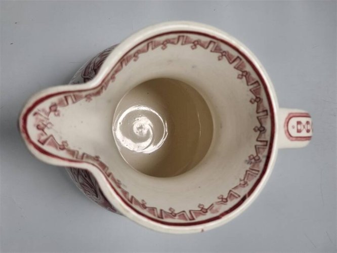 Broc en céramique anglaise