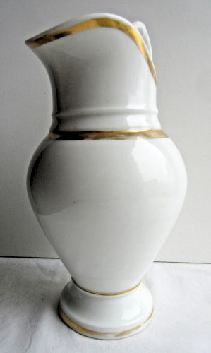 Broc, pichet, porcelaine de Paris, filets à l'Or fin, anse serpent, style Empire