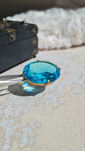 Broche ancienne années 50 en verre bleu azur broche oversize