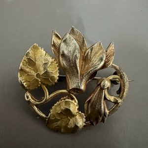 Vintage Collection Unisex Art Nouveau Floral Brooch 1890/1910