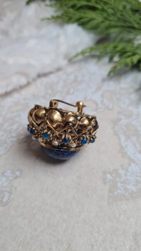 Broche ancienne cabochon, filigrane et pâte de verre