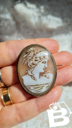 Broche ancienne Camée cerclage en laiton - broche antique