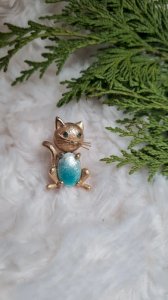 Antique enameled cat brooch