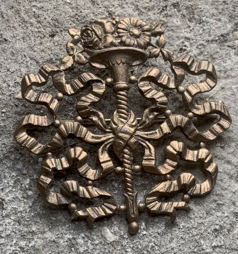 broche ancienne décor floral avec ruban période XIXe Nap III belle époque