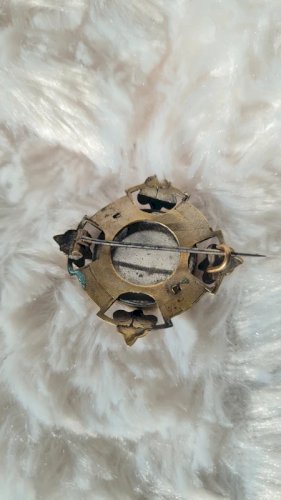 Broche Ancienne émaux de Bressan lettre G