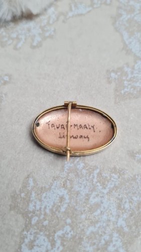 Broche ancienne émaux de limoges en or 18 k Fauré Marty 1874-1956