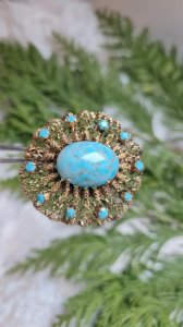 Broche ancienne filigrane plissé et pâte de verre imitation turquoise
