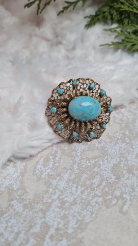 Broche ancienne filigrane plissé et pâte de verre imitation turquoise