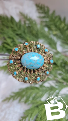 Broche ancienne filigrane plissé et pâte de verre imitation turquoise