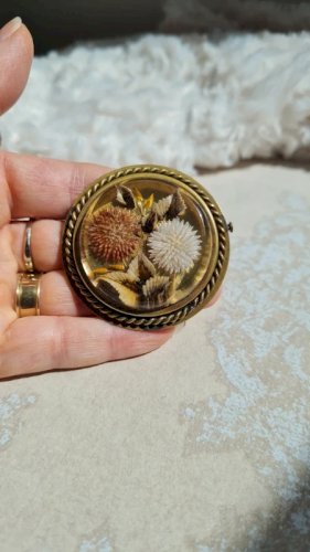 Broche ancienne fleurs en inclusion années 50 - oversize
