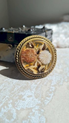 Broche ancienne fleurs en inclusion années 50 - oversize