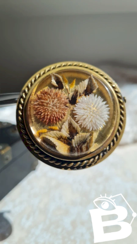 Broche ancienne fleurs en inclusion années 50 - oversize