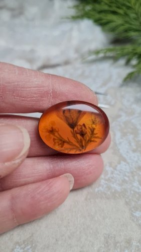 Broche ancienne fleurs en inclusion