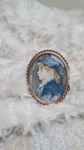 Antique brooch glass image portrait Auguste Renoir
