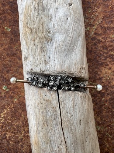 Broche Ancienne Perles - Diamants -Or 18 Carat - 19e siècle Élégance Vintage