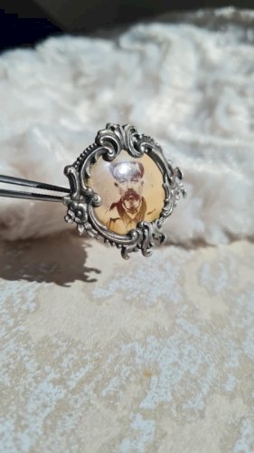 Broche ancienne porte-photo