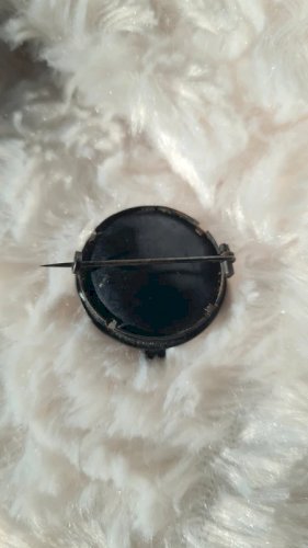Broche ancienne porte-photo