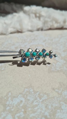Broche Ancienne - strass boréales