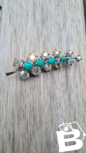 Broche Ancienne - strass irisés