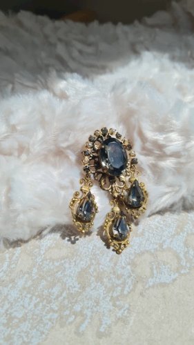 Broche Ancienne style victorienne