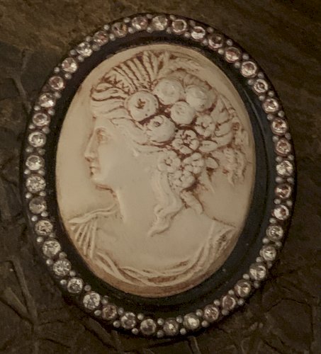 Broche art déco en celluloïd camée portrait féminin style victorien