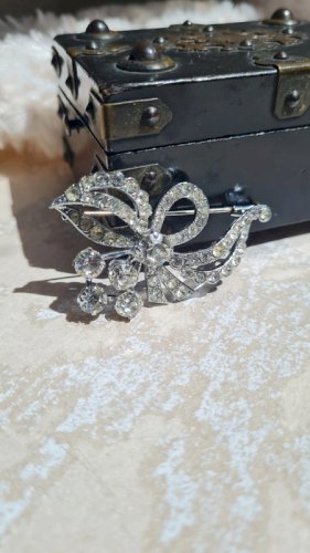 Broche  avec strass vintage