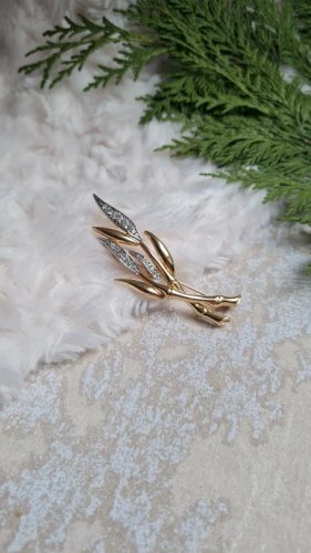 Broche Bambou doré avec strass et plaqué or